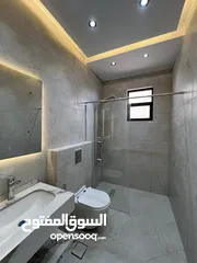  12 شقق طابقية للبيع 165 متر في مدينة الشرق موقع مميز جدا