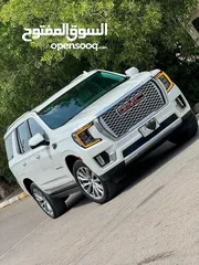  8 GMC DENALI 2022