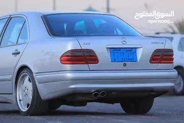  10 رياضية Mercedes E55 AMG 1999