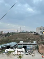  1 ارض للبيع ذات موقع مميز  ومطل، قرية قم لواء الوسطية/اربد