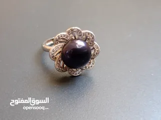  1 female pearl fashion ring