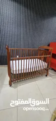  1 Baby crib with mattress (junior's brand)