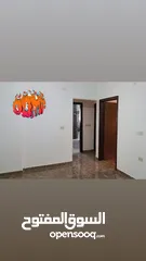  4 شقه فارغه للايجار مجدده بل كامل وادي صقره