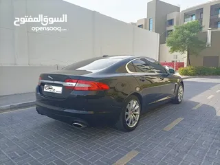  4 Jaguar XF 2012