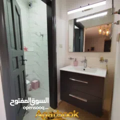  3 رووف مميز للايجار في سطح مرحبا