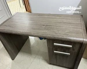  1 Computer Table for sale