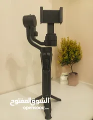  1 جهاز مانع اهتزاز gimbal ثلاثي المحاور مع حامل ثلاثي القوائم !!!