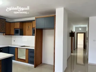 1 شقه فارغة للايجار في البيره قرب شا رع القدس