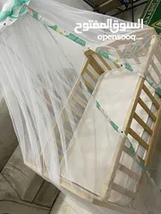  1 سرير اطفال خشبي مستعمل شهرين