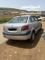  3 كيا برايد 2008