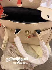  3 شنتة جوتشي وارد دبي جديد للبيع ب 15 دينار وشنتة هيرمز وارد دبي جديدة للبيع ب 18 دينار