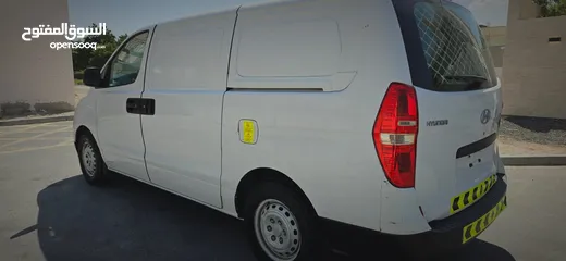  5 HYUNDAI H1 2013 (DELIVERY VAN)