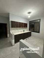  2 للايجار شقة مفروشة وشقة بدون عفش بنفس العمارة ط1