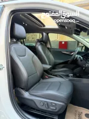  18 كيا نيرو هايبرد مع فتحة سقف Kia_Niro_Hybrid