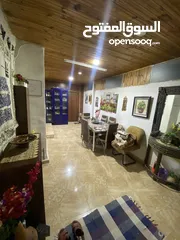  4 شقة مع سطح بحجم الشقة للبيع