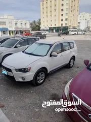  3 ميتسوبتشي الدفع الرباعي اوتلاندر - 2013 للبيع    Mitsubishi Outlander 4WD - 2013 for sale