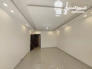  5 شقة العمر 192 مترداخلي و80 متر خارجي جاهزة ومشطبة ثالث مع روف بسعر حرق البنيات الجنوبي شارع المطار