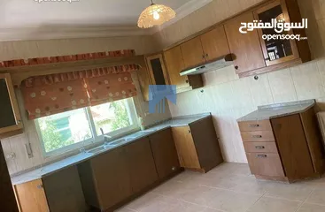  13 شقة مميزة للبيع في خلدا  - قرب العصرية طابق ثالث 180م تشطيب سوبر ديلوكس بسعر مغري