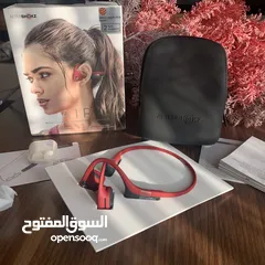  1 AfterShokz Air headphones