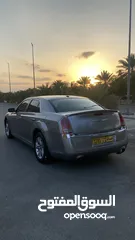  2 Chrysler C300 نظيفة جدا