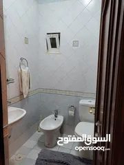  14 شقه طابقيه ارضيه ديبلوكس مع كراج وحديقه ام السماق الجنوبي
