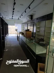  6 محلين تجاريين بالبيادر للإيجار - سعد بلازا مول الاول 32 متر و مدخلين عالشارع وعالمول - الثاني 14 م