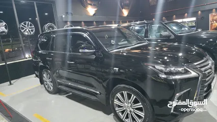  2 Lexus lx 570 2017