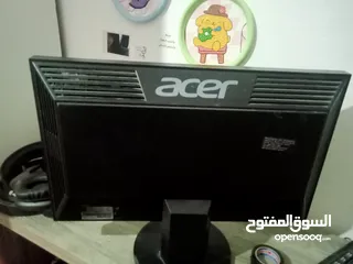 2 acerمستعمل نظيف لم يتم استخدامه الا مره واحده ويعمل بشكل جيد ومع هديه كيبورد+ماوس مجاناً بسعر جيد
