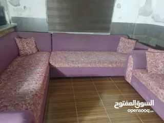  5 غرفة جلوس لون زهري