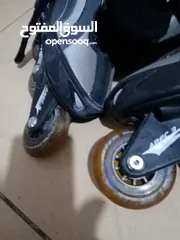  8 سكيت عدد2 نمره41والثاني43 نوعية ممتازة الي نمرته41 سعرالشراء 58 بالصور التسعيره عليه لثنين ب 30دينار
