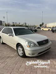  2 Lexus LS 430 (2001)