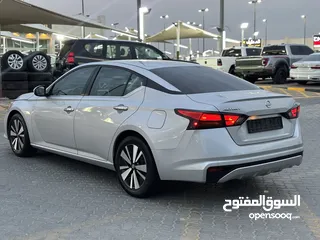  6 NISSAN ALTIMA—GCC. 2019 .. FREE ACCIDENT. EXCELLENT CONDITION