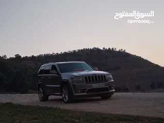  8 جيب شروكي 2005 محول كامل SRT السياره وكاله