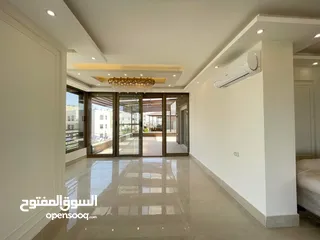  3 شقة طابقية (سكن خاص) للبيع بإطلالة (بانارومية) وجميلة جداً على السيتي مول وحدائق الحسين وقرب مكة مول