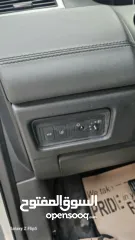  16 لاندروفر دسكفري مميز