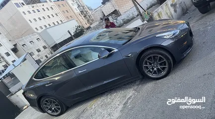  3 Tesla model 3 2020