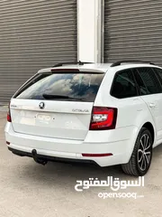  15 سكودا ستيشن اوكتافيا