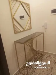  13 طاولات وسط و مداخل