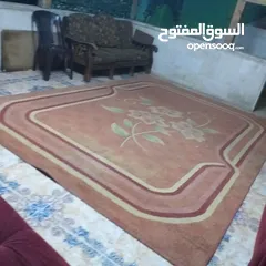  1 بيع مستعجل سجادة نوع تركي  مترين و 65 العرض والطول 375 ثقيلة بحالة جيدة جدا