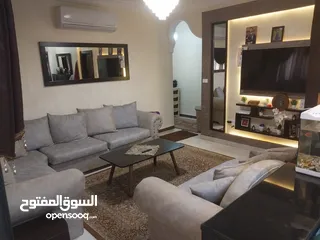  7 شقة ارضية فاخرة للبيع