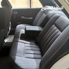  4 مرسيدس e200 لف (التواصل على الرقم الموجود داخل الاعلان فقط )