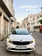  8 كيا سيراتو فل اضافت سعر مميز كاش فقط  ابد صفر سحب شركة عداد قليل جنط مميز  لون مميز سليمة بدون حوادث