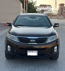  5 kia Sorento 3.5 model 2014 neat and clean car