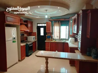  4 شقة في بيتونيا