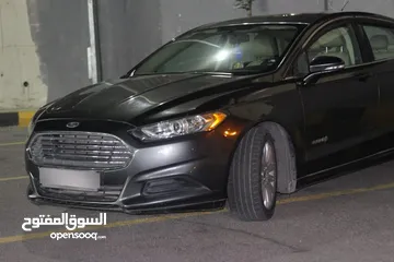  9 فورد فيوجن 2015 Se,كلين تايتل وفحص كامل وصيانة دورية،جير راكب جديد،مالك اول للسيارة واستخدام شخصي