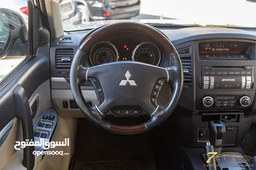  10 Mitsubishi Pajero 2014  السيارة وارد الشركة و قطعت مسافة 69,000 كم فقط للبيع