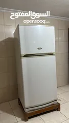  1 ثلاجة شارب قوية مع فريزر قوي