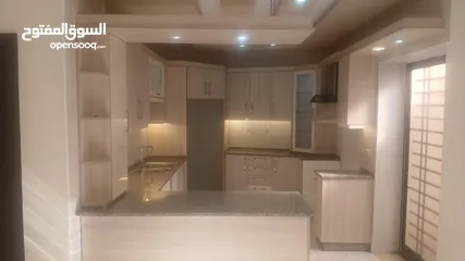  1 شقة أرضية للبيع