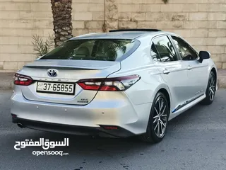  7 تويوتا كامري 2023 GLE كامله الاضافات صيانه الشركه.... قطعة مسافة 40 الف كم