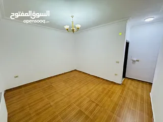  9 شقه للإيجار